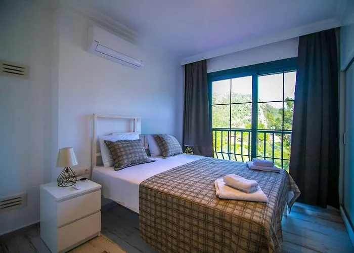 Villa Dadya 4 - Turgut Da Oezel Havuzlu Denize Yakin Lueks *